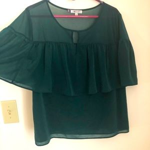 JLO emerald green shirt sleeve shirt w/ faux cape